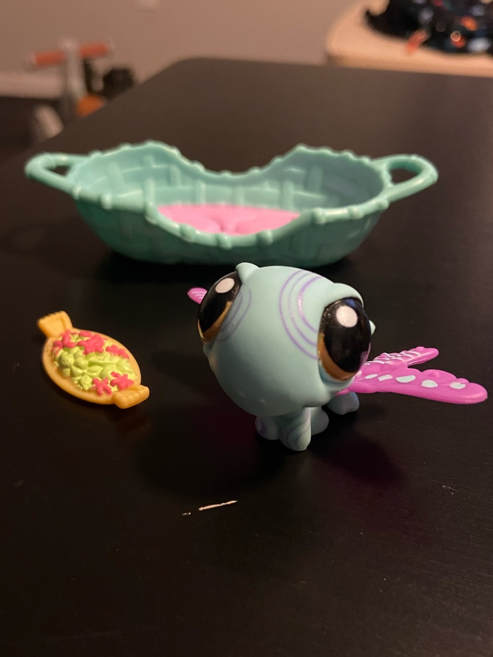 Littlest Pet Shop Teal Dragonfly #1232 with Accessories